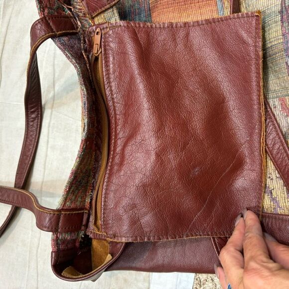 Vintage Deep Red Leather and Patchwork‎ Shoulder Tote Bag - Picture 4 of 10